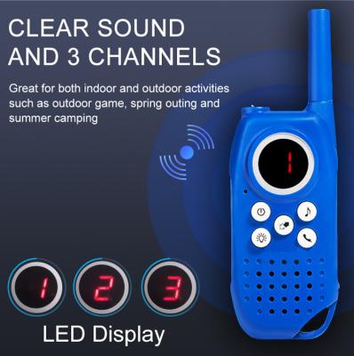 China Walkie Talkie Toy Two Ways  Radio 5 Miles Range 22 Channels Built In Flash Light for sale