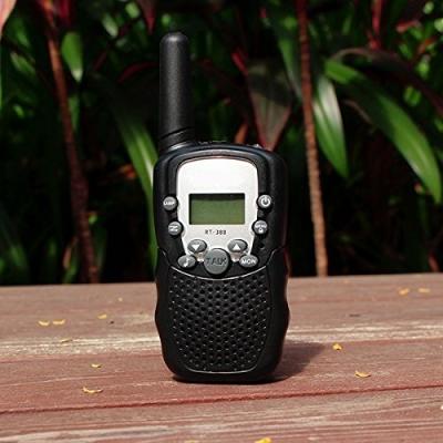 China Walkie Talkies 400-470MHz ABS Voice Activated Long Range Outdoor Kids Toys for sale