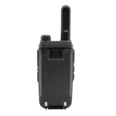 Cina 2 walkie-talkie tenuto in mano di frequenza ultraelevata 2W 1000Mah 470MHz di modo C30 in vendita