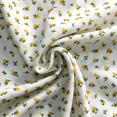 China Anti-Static Wholesale 100% Polyester Woven Chiffon fabric Lightweight Soft Chiffon Printed Fabric For Dress for sale