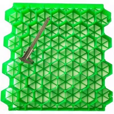 China Industrial Reinforcement Grass Grid For Horse PRE for sale