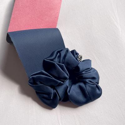 China Fashion style 100% silk elephant custom made European and American satin hair tie elastic silk scrunchies for hair care for sale