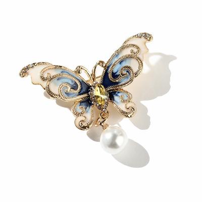 China Fashion Fashion Oil Drip Enamel Alloy Butterfly Brooch Pin Women Clothespin for sale