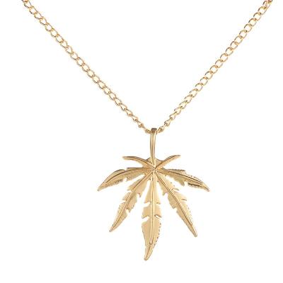 China Hiphop Maple Leaf Necklace Hemp Titanium Steel Leaf Twinkle Charm Chain Gift Jewelry Hip Hop Jewelry Pendant Accessories for sale