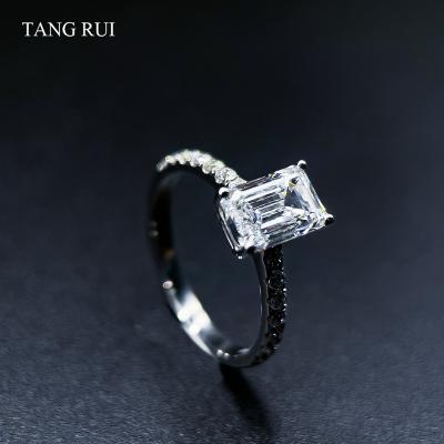 China CLASSIC Emerald Cut HPHT Diamond Wedding Ring Developed by TANG RUI Lab Customized 18K White Gold for sale