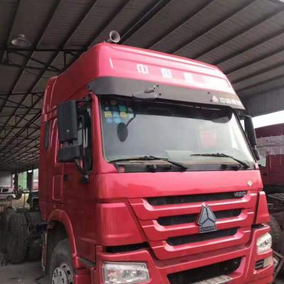 China Used Sinotruck HOWO 6x4 Tractor Truck , 420 430 HP CNG Euro4 6.985*2.496*3.230 for sale