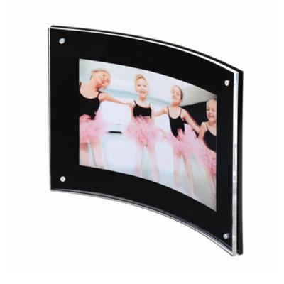 China Promotion Gifts Free Standing Curved Acrylic Photo Frame With Magnetic Modern Design for sale