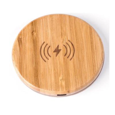 China High efficiency 5W/10W bamboo wireless direct wooden polygon factory mobile phone charger wireless charger for sale