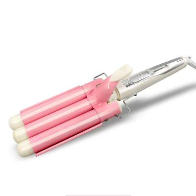 China Computer Thermostat Home Use Three Barrel Fast Heating Big Wave Automatic Styler Hair Curler Hesitate Curling Iron for sale