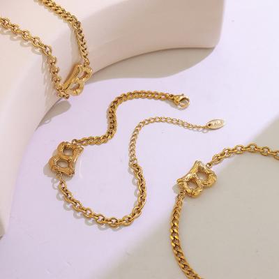 China Wholesale Custom Punk Stainless Steel Braclet PVD 18K Gold Plated Waterproof Stainless Steel Letter B Shape Charm Bead Bracelet for sale