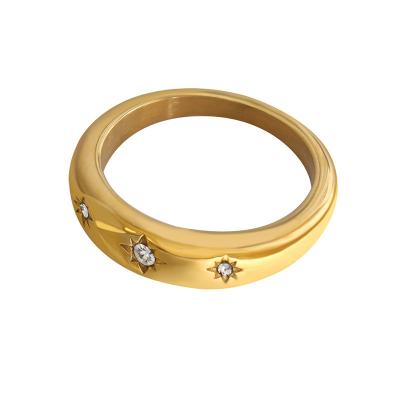 China New Hiphop Chunky 18K Gold PVD Plated Heavy Stainless Steel Rhinestone Star Rings Handcrafted Heavy Stainless Steel Star Rings for sale