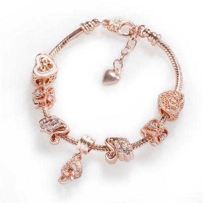 China Nickel& Lead Free Rose Gold Plating Beads Romantic Gift Love Heart Shaped Jewelry Diamond Bracelets for sale