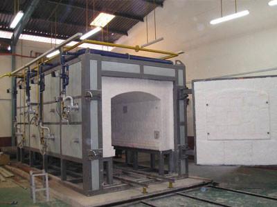 China Flexible Shuttle Kiln Natural Gas Industrial Kilns Adjustable Customized for sale