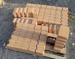 China Rectangular Red Fire Resistant Bricks Industrial Furnaces High Temperature Bricks for sale