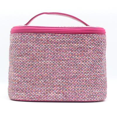 China Fashion Straw Pink Glitter Stitching Makeup Single Bag Raffia Eco-friendly Square Shape Shiny Glitter Women Cosmetic Bag for sale