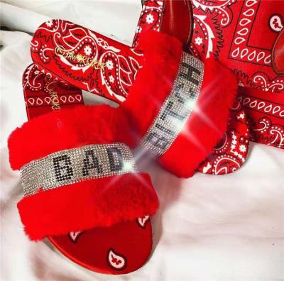 China 2021 Diamond Warm Sandals Female Slippers Fiasco Bright Flat Home Slippers Wild Hair Trend Fashion Bandana New With Paisley Inner Slipper for sale