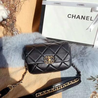 China [CHANEL] summer vacation series 19 handbag shoulder bag material: early spring series of leaders is this touch of very b for sale