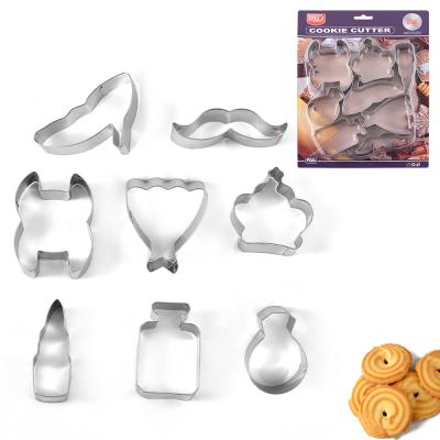 China Viable Set of 8 Kitchen Utensils Metal Cookie Cutter Cheap Mold For Valentine's Gift for sale