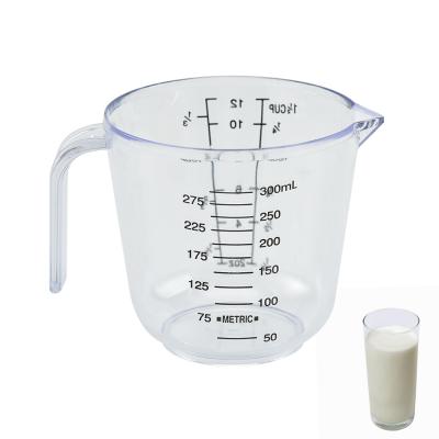 China Sustainable Food Grade 300ml Plastic Measuring Cup For Cooking Tools for sale