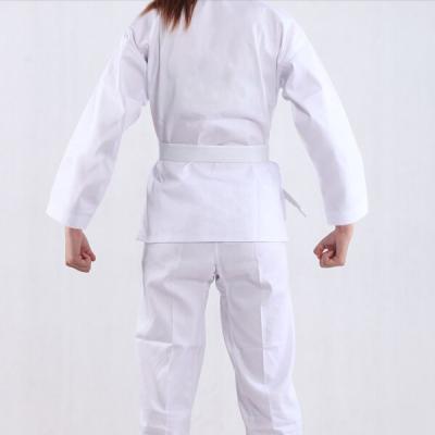 China Eco-friendly wholesale wkf martial arts uniforms kimono karate aprovado for sale