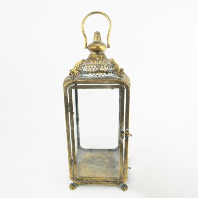 China New Vintage Metal Wedding Lanterns Home Decorative Candle Lantern Simple Lantern for sale