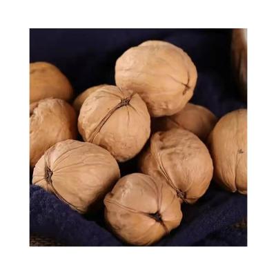 China The Thin Skin Walnuts Inshell Top Thin Skin Walnuts Dry Raw Organic Volume for sale