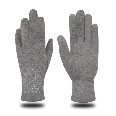 China Free sample China supplier fashionable ornament mirco velor insulated outdoor sports gloves ablazely ironed for sale