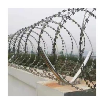 China Steel Manufacturer Cheapest Price Making Machine Good Effect Galvanized Protective Barbed Wire for sale