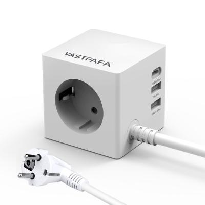 China MP3/MP4 Player 3 USB Ports 1 PowerCube European Outlet for sale