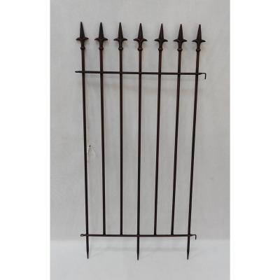 China Factory direct sale iron garden edging border rust proof fence in garden and outdoor easily assembled for sale