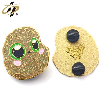 China New Europe Design Zinc Alloy Die Cast Custom Gold Plated Glitter Hard Enamel Lapel Pin With Rubber Clutch for sale