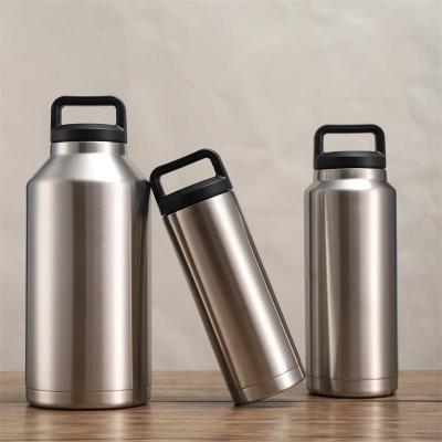 China 18oz 36oz 64oz Double Wall Vacuum Car Thermos Stainless Steel Disposable Half Gallon Insulated Cup Water Coffee Flask With Handle Lid for sale