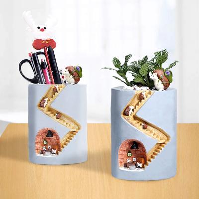 China Creative WALL Plants Flower Pots Sweep Ornaments for Succulent Pot Decorated Office Garden Living Room with Sweet Hedgehog Family for sale