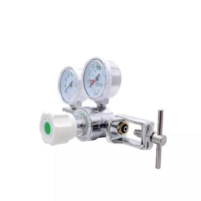 China High Quality Brass Body Double Gauge Type Oxygen Regulator For Gas Cylinders for sale