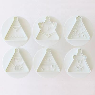 China Sustainable cotta food grade 6 pcs pp christmas series triangle shaped cookie cutter set cookie cutter mold for sale