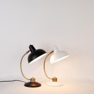 China Modern Classic Design Table Light Living Room Decoration UK Design Office Warm White Ceramic Metal Reading Lamp for sale