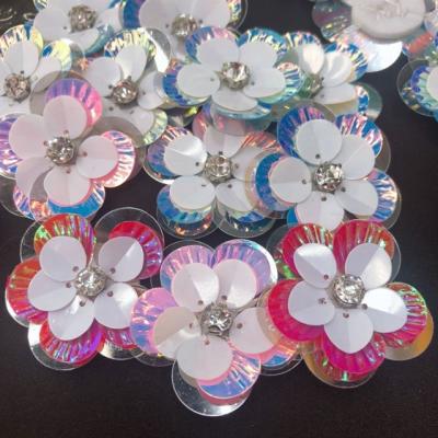 China Top-Grade DIY Shell Flower Sequins for Women's Shoes Clothes Skirt Multi-Color Plastic Weddings Events Packaged in Boxes for sale