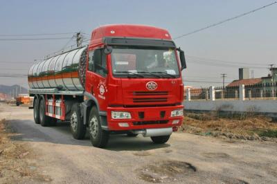 China Liquid Tank Truck Dongfeng 8x4 Faw Chemical Capacity 24700l For Fuel Transport for sale