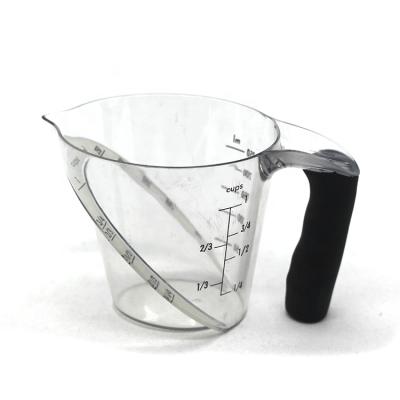 China 250ml Sustainable Plastic Baking Angle Measuring Cup With Scale Inside for sale