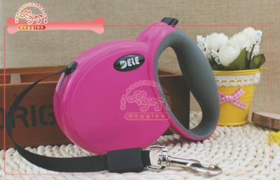 China Nylon Belts 9 Feet Long Retractable Dog Leash Supports Up To 30kgs for sale