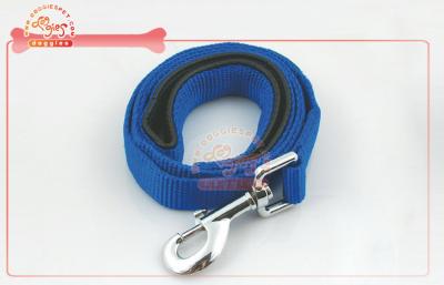 China Ventaja de nylon del perro de la manija de cuero suave de la paleta para el correo de entrenamiento 3/8 pulgadas por 6 pies en venta