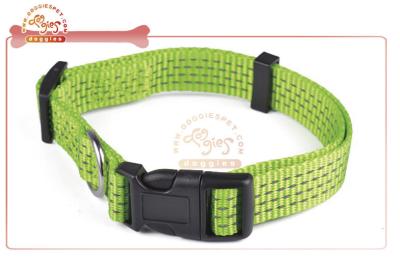 China OEM / ODM Multi Colors Adjustable Nylon Dog Collar With Nameplate for sale