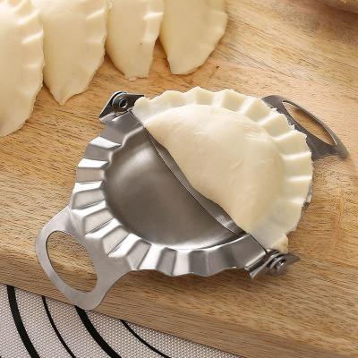 China Viable Stainless Steel Dumpling Maker Dough Cutter Pie Ravioli Dumpling Mold Stuffed Meat Kitchen Tools for sale