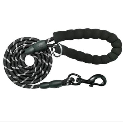 China Amazon Hit Rope Dog Leash Multi Color Heavy Duty Durable Nylon Reflective Rope Around Dog Leash for sale