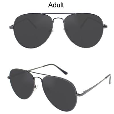 中国 New Parent-child Fashion Sunglasses Factory Direct Sales Outdoor Trendy Children's Sunglasses 販売のため