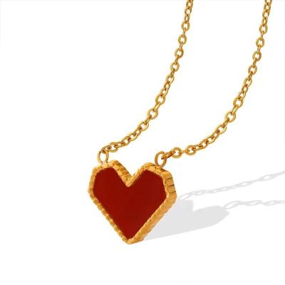 China 2023 New Fashion Niche Design Peach Sense Design CLASSIC Necklace Female Clavicle Chain Superior Light Luxury Titanium Steel Heart Necklace for sale