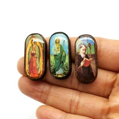 China Saint Judas And Maria Religious Accessories Box Made Into DIY Bracelets And Necklaces St Jude And Jesus Mary Reading Old Man Perforated Wood Trims for sale