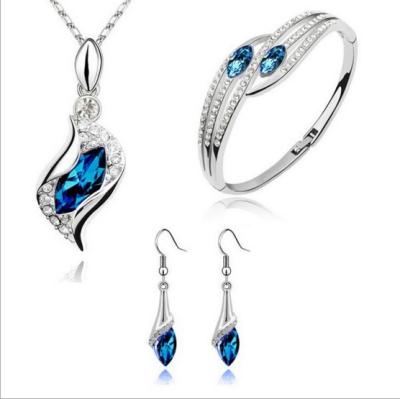 China Small Romantic Horse Eye Crystal Necklace Bracelet Earrings 3pcs Jewelry Set for sale