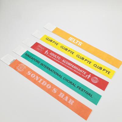 China Custom tyvek text message barcode logo printing business tyvek paper wristband for sale