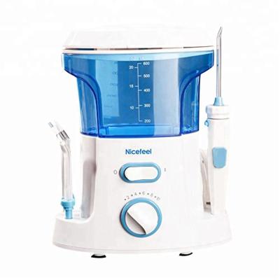 China The Beautiful Water Jet Teeth Oral Care Water Jet Water Flosser Of Stable Mechanical Switch for sale